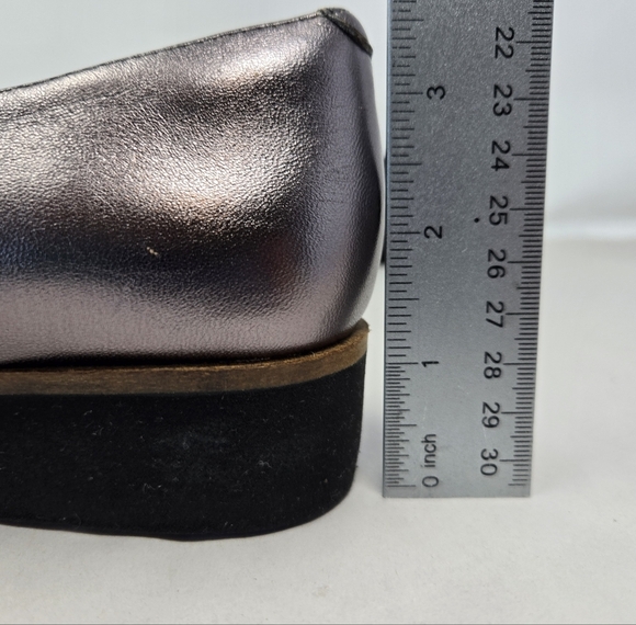 Softwalk Westport Womens Loafers Sz 8W Gray Metallic Slight Wedge Casual Comfort - Picture 9 of 14